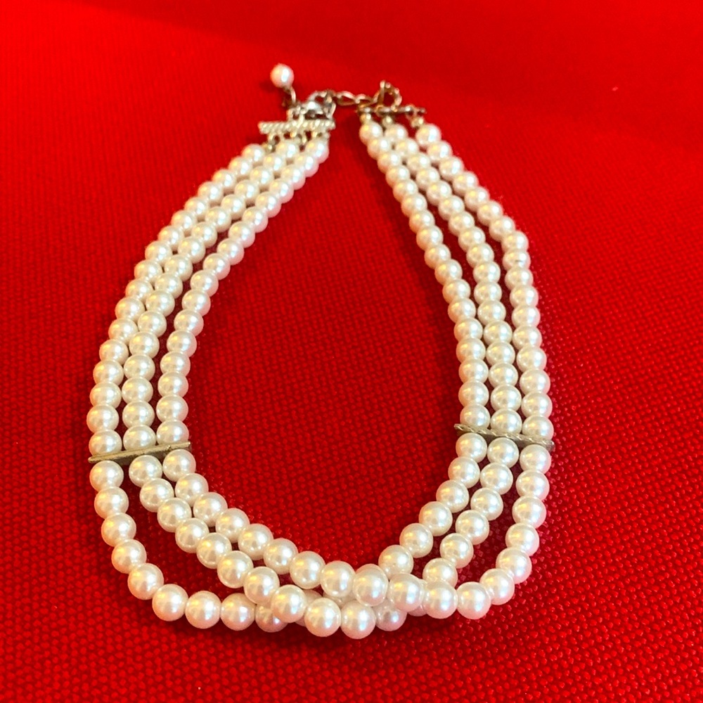 Like 🆕Lot of 10 pc Vintage Faux Pearl Costume Jewellery - Picture 13 of 17